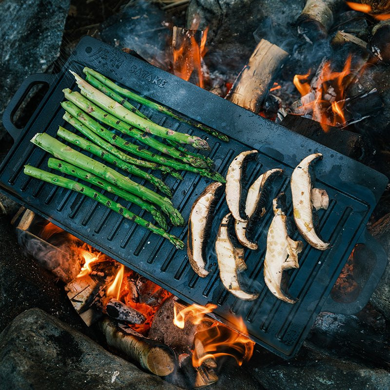 Outdoor grillplatta